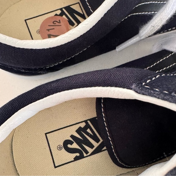 NEW! Vans Old Shool Unisex Suede Sneakers Navy Blue Wide Laces Womens 9 Mens 7.5 - Picture 8 of 11
